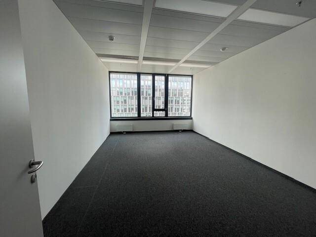 Büro 4