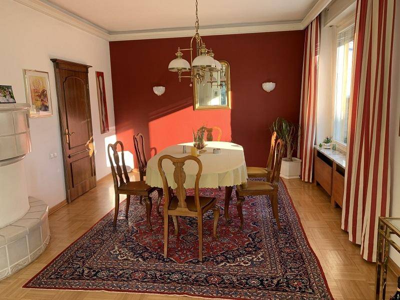 Zweifamilienhaus mit Pool - Ansicht 6
