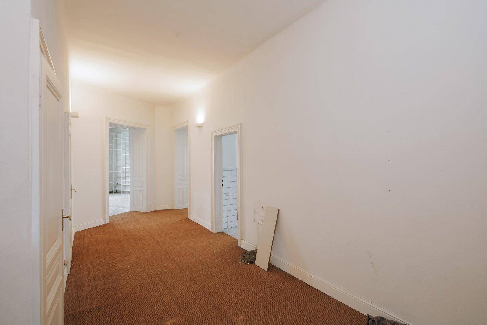 Sanierungsbedürftiges 4 Zimmer Altbau-Juwel mit Balkon in sehr guter zenraler Lage von Döbling! – pohled 3