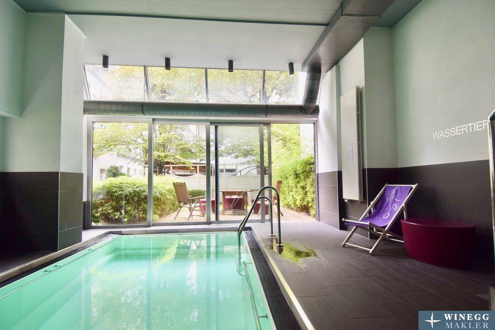 Indoor-Pool