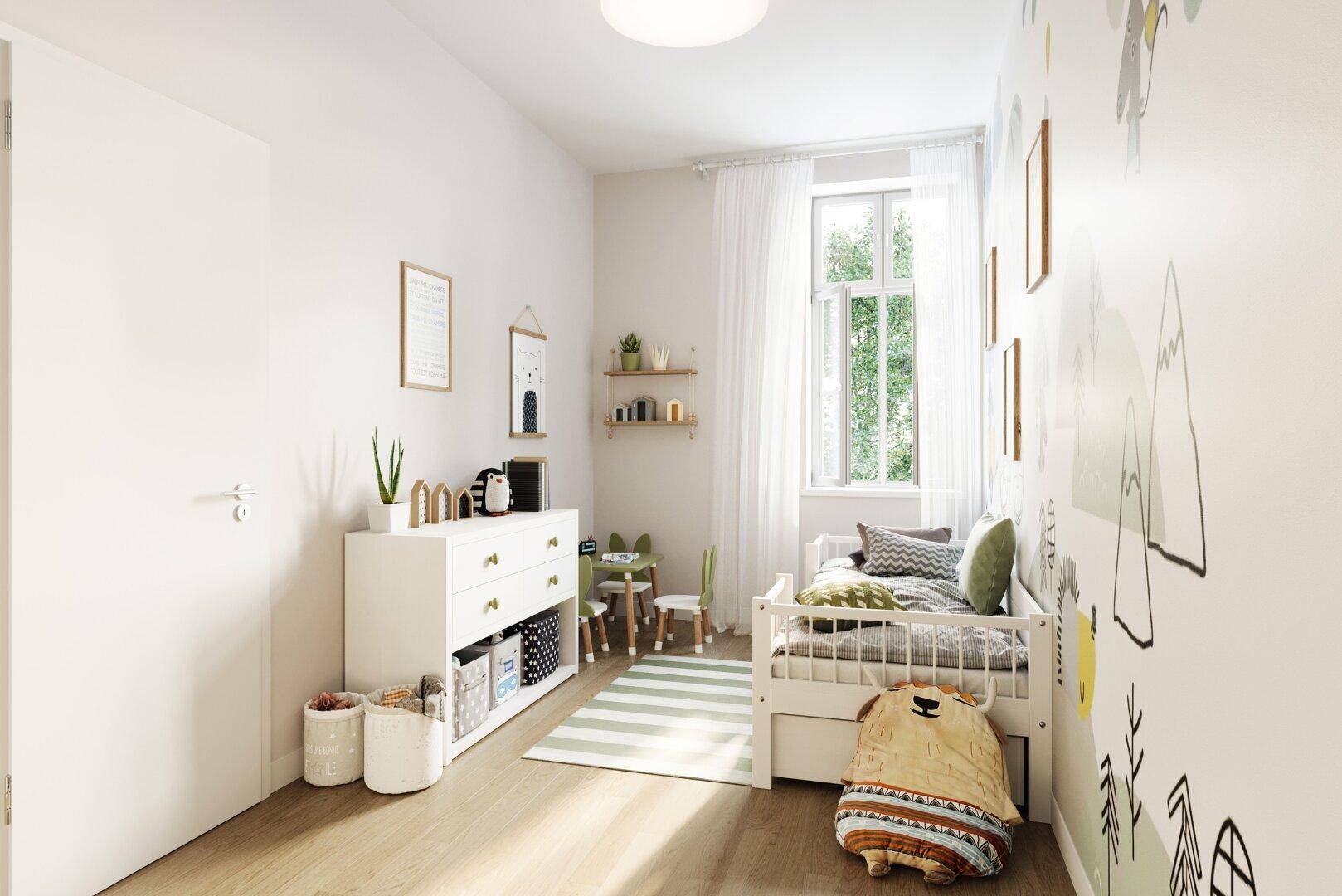 Helles Kinderzimmer mit Holzboden, weißer Kommode und verspielter Wanddekoration.