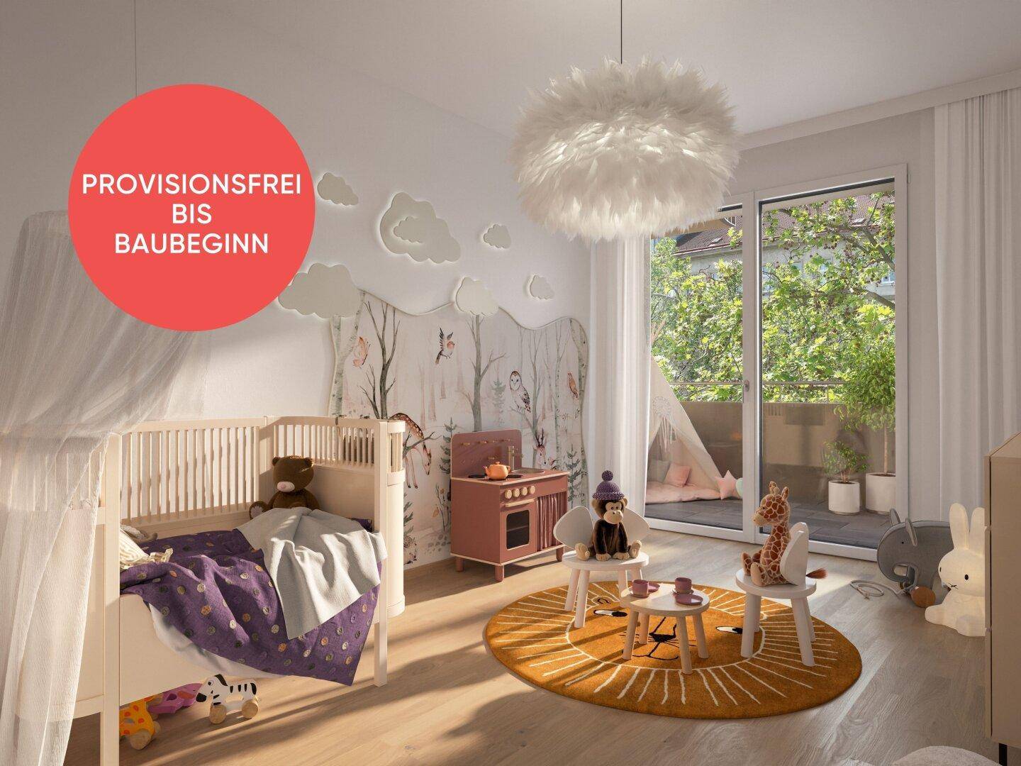 Freundliches Kinderzimmer mit Babybett, Spielbereich und Zugang zu einem kleinen Balkon.