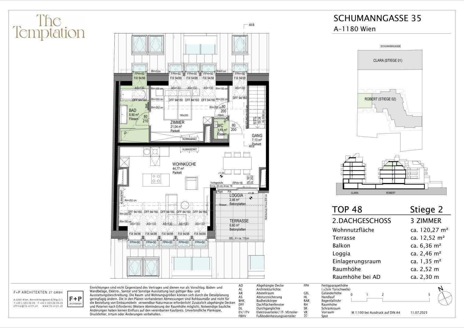 Grundriss einer Dachgeschosswohnung mit offener Küche, Balkon, Terrasse und Loggia.