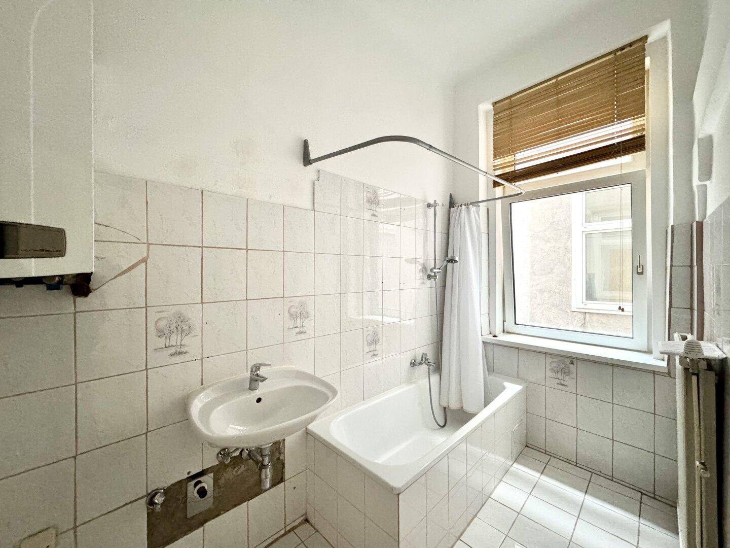 Bad mit Fenster