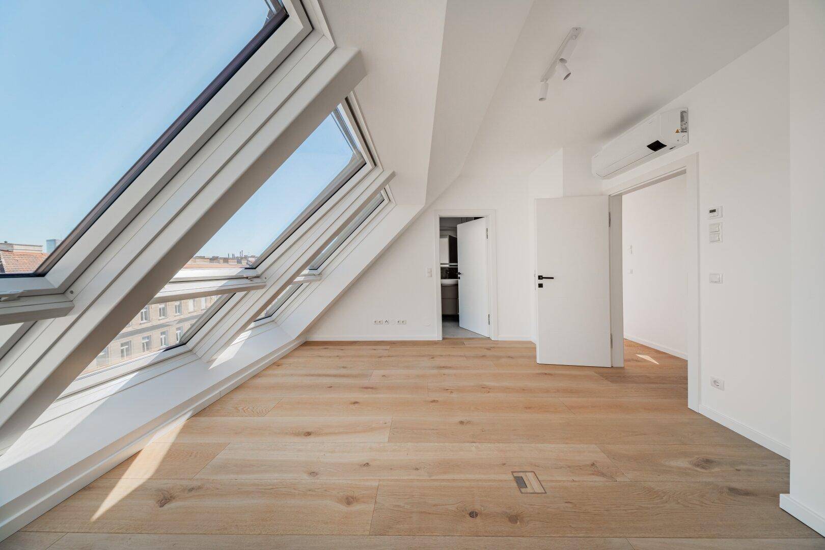 Schlafzimmer 1