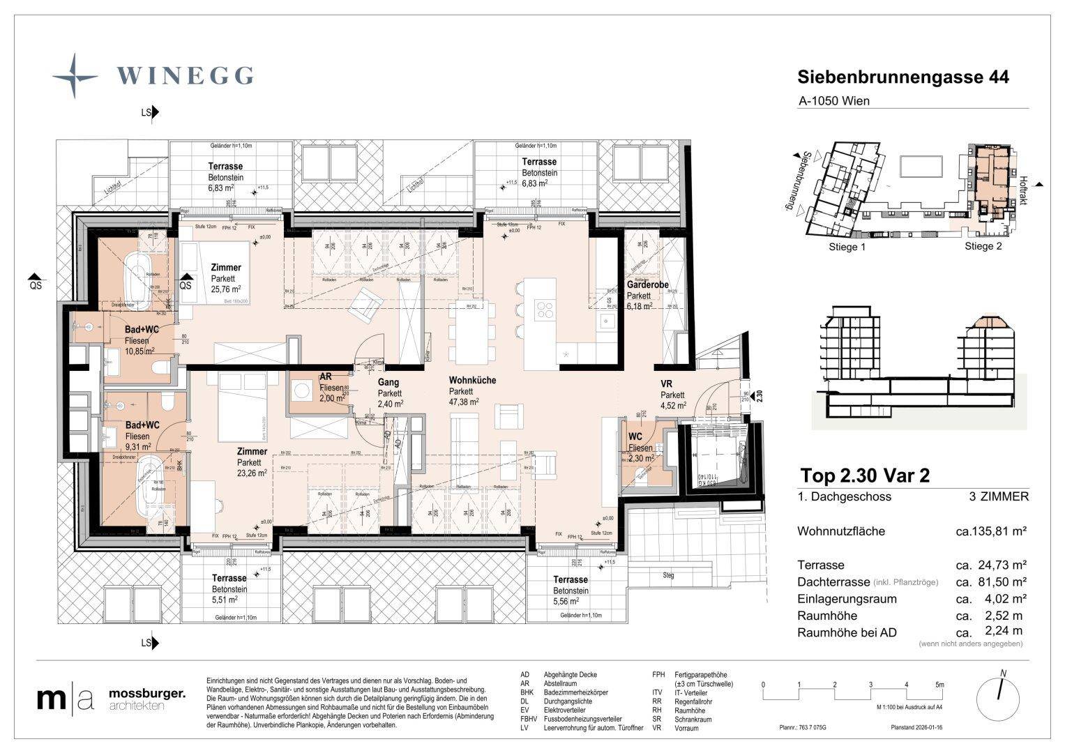 Detaillierter Grundriss einer 3-Zimmer-Wohnung mit offener Wohnküche, zwei Bädern und mehreren Terrassen.