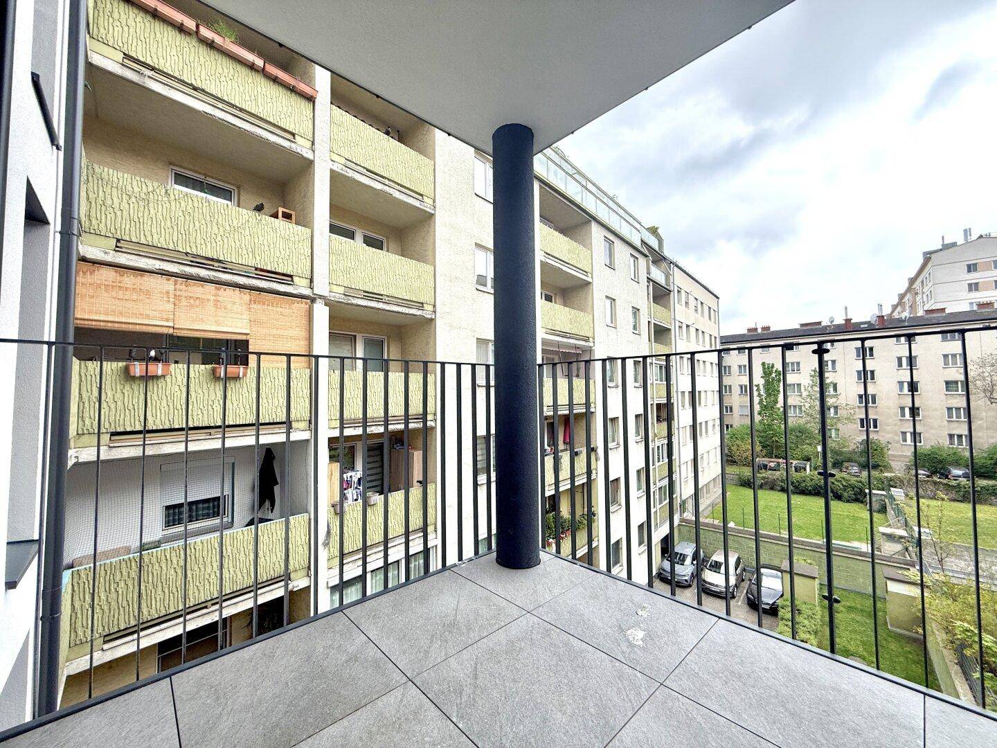 ERSTBEZUG in modernen NEUBAU mit FREIFLÄCHEN! - Widok 5