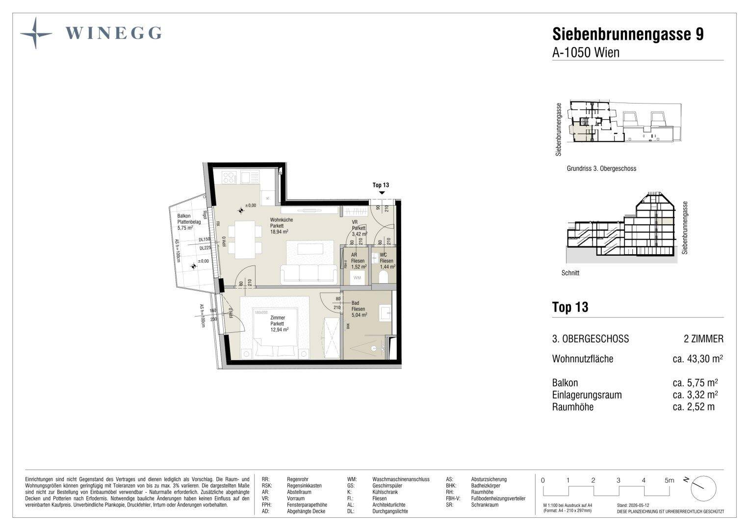 Grundriss der Wohnung Top 13 im Obergeschoss mit Balkon und zwei Zimmern.