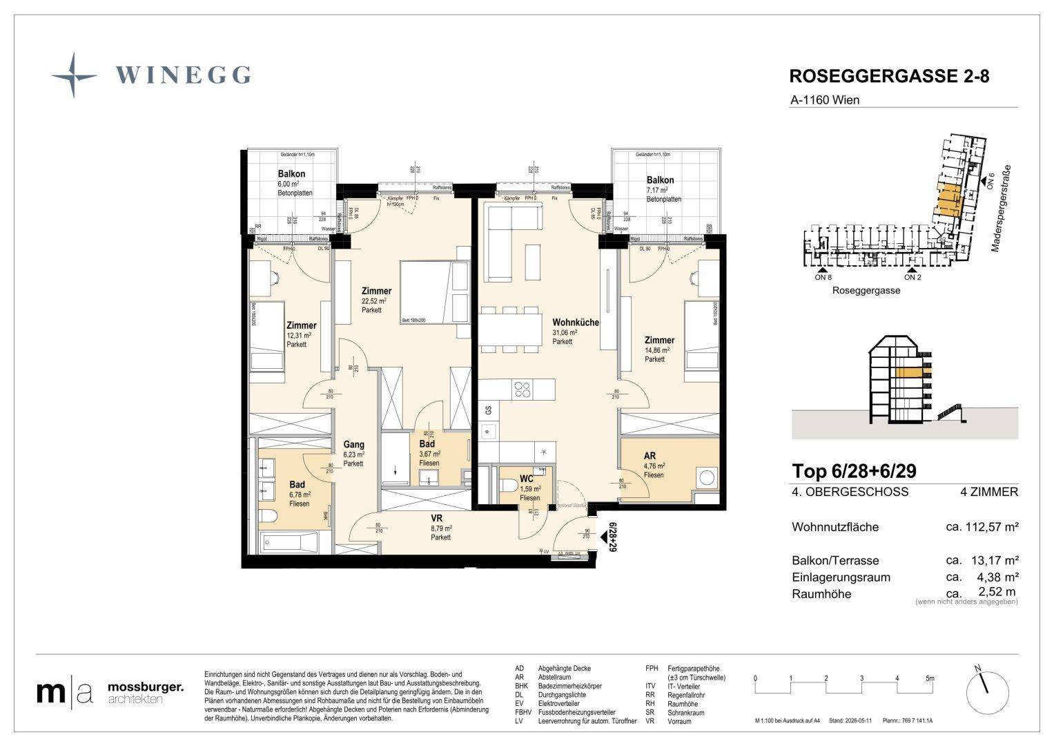 Detaillierter Grundriss einer 4-Zimmer-Wohnung mit zwei Bädern und Balkonen.