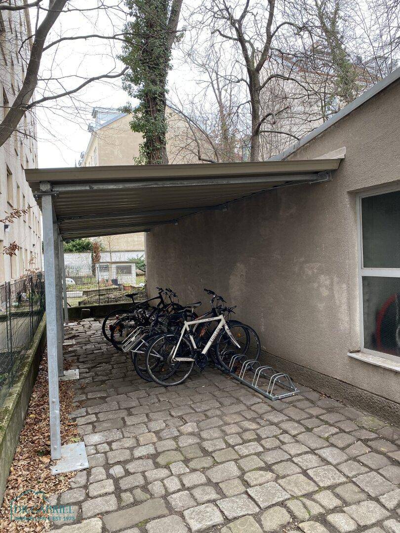 Fahrradabstellplatz