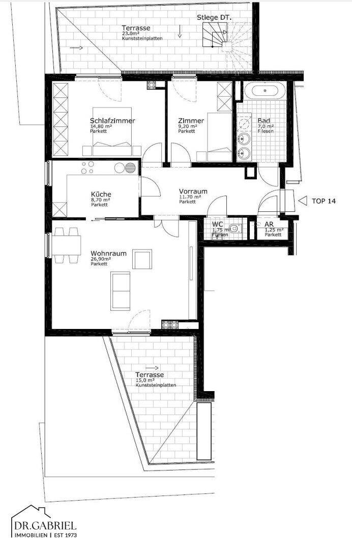 Grundriss einer Wohnung mit zwei Terrassen, Schlafzimmer, Wohnraum, Küche und Bad.