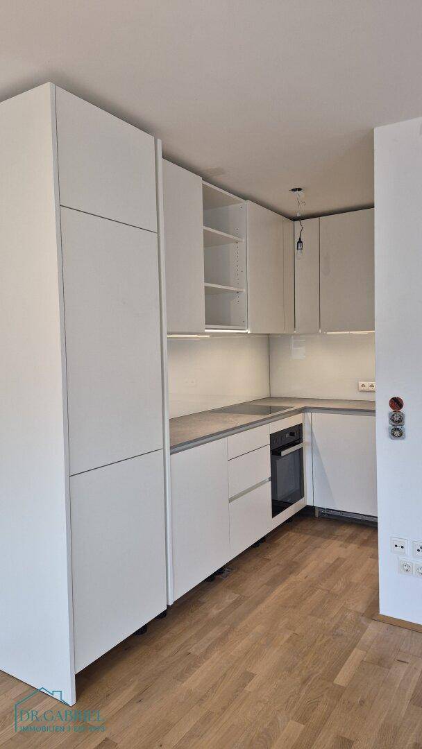DACHGESCHOSSWOHNUNG MIT TERRASSE - Mehr