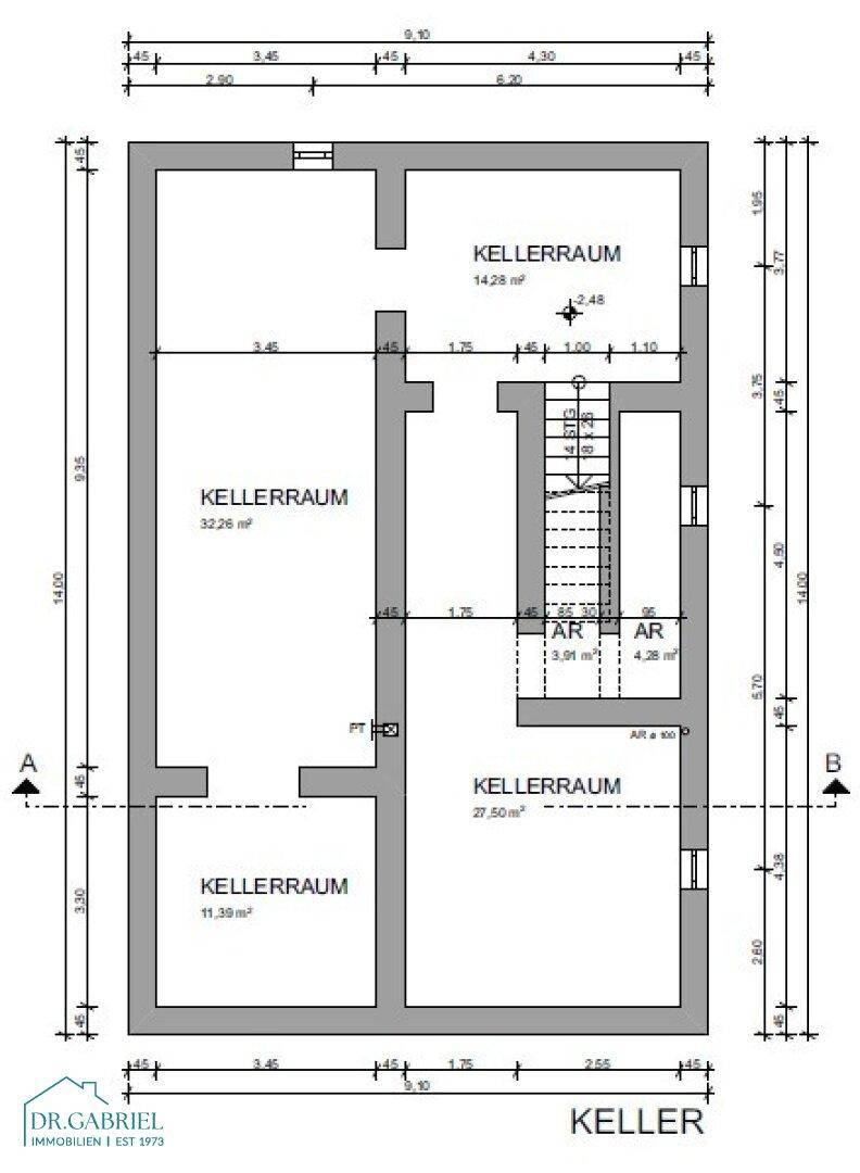 Grundriss des Kellers mit mehreren Kellerräumen und Treppenabgang.