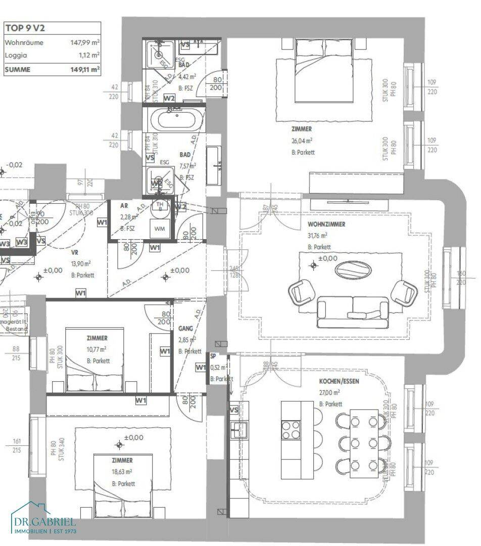 Geräumiger Grundriss einer Wohnung mit offenem Wohn-Essbereich, drei Schlafzimmern, zwei Bädern und Loggia.