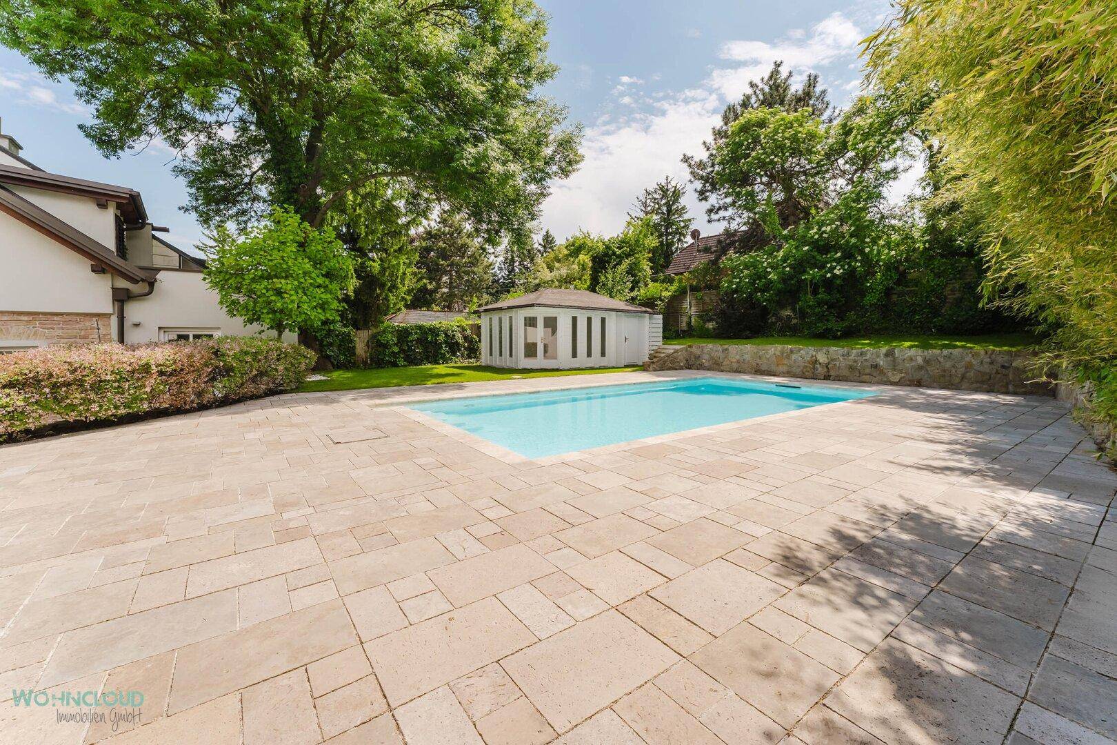 POOL + GARTENHÜTTE