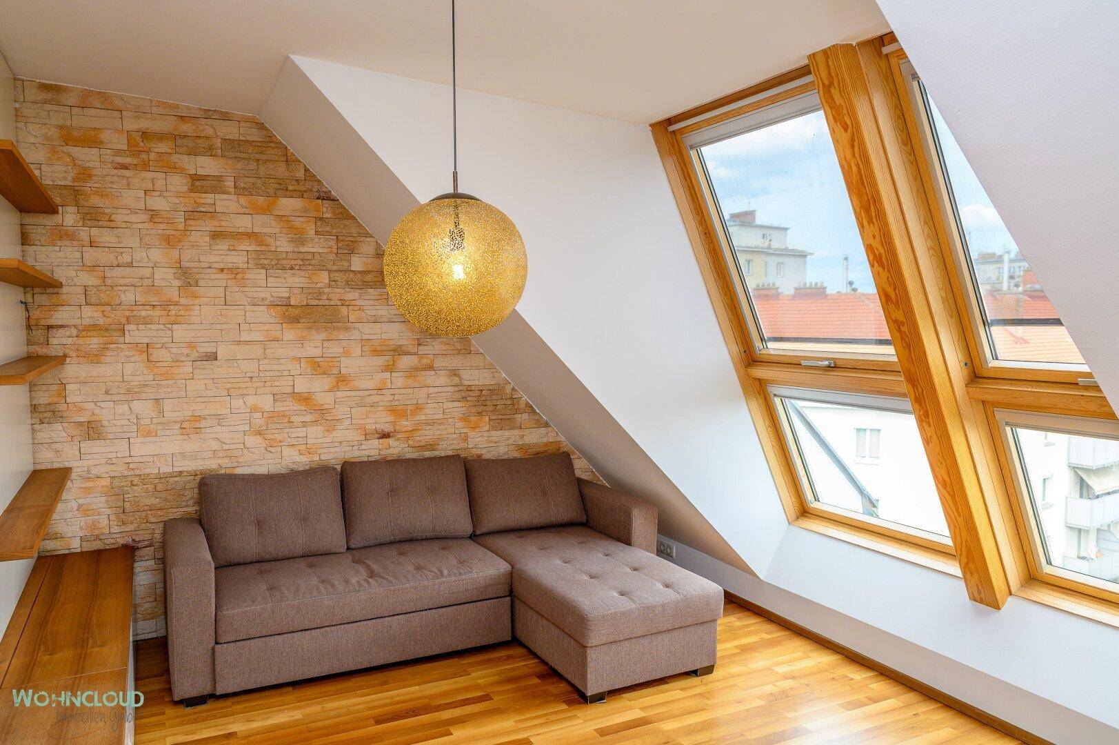WOHNZIMMER mit OFFENEM KAMIN