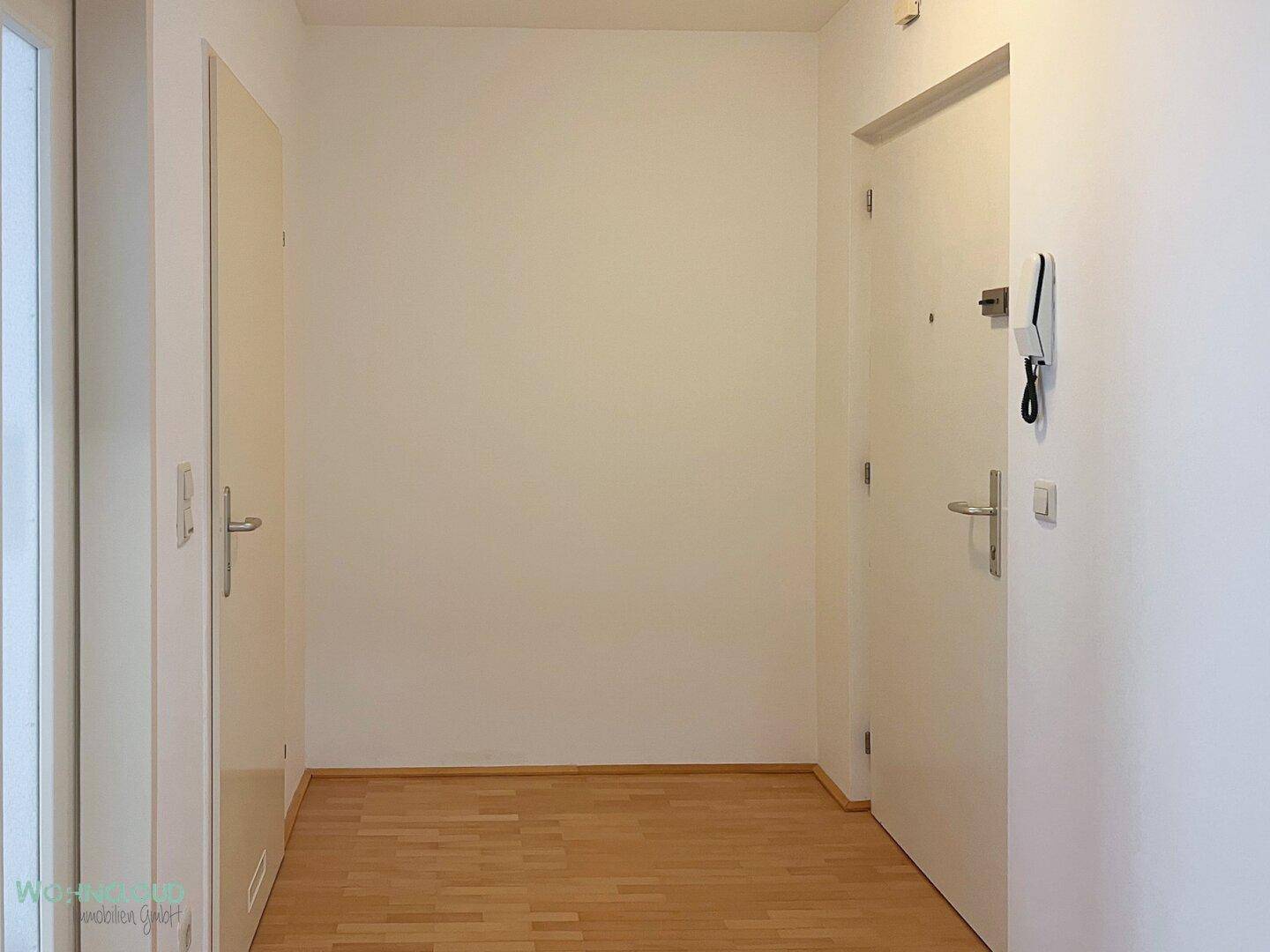 WOHNUNGSEINGANG