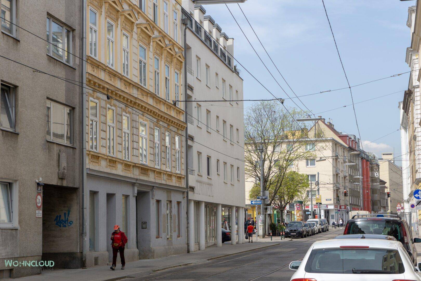 HAUS UMGEBUNG