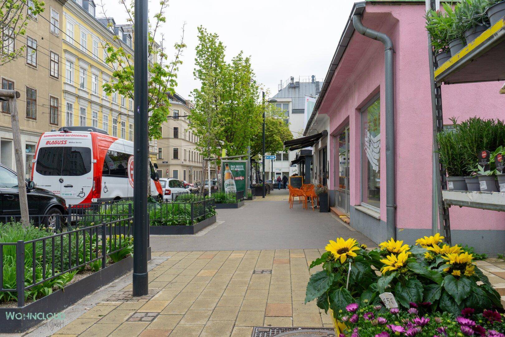 HAUS UMGEBUNG