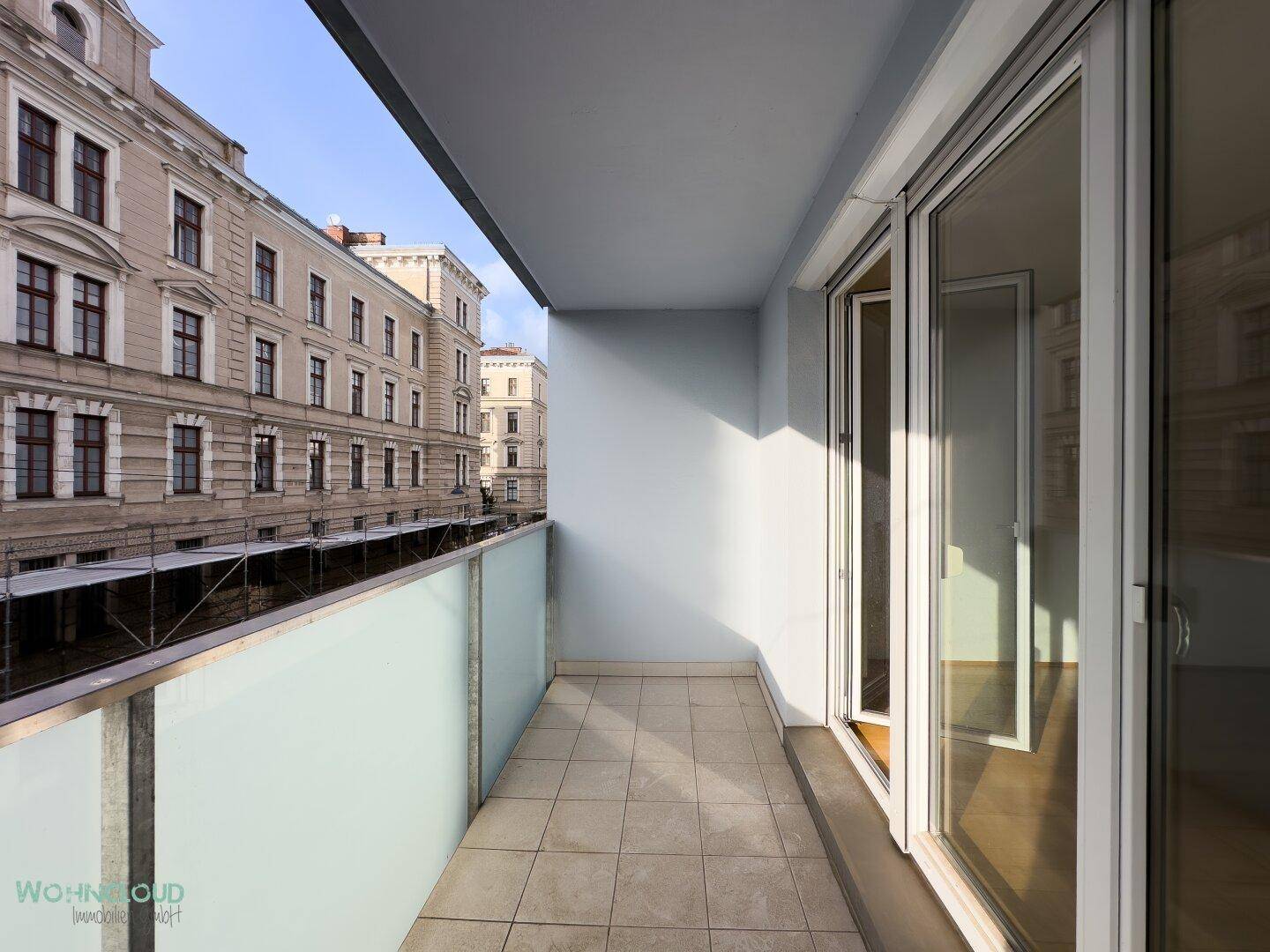 LOGGIA