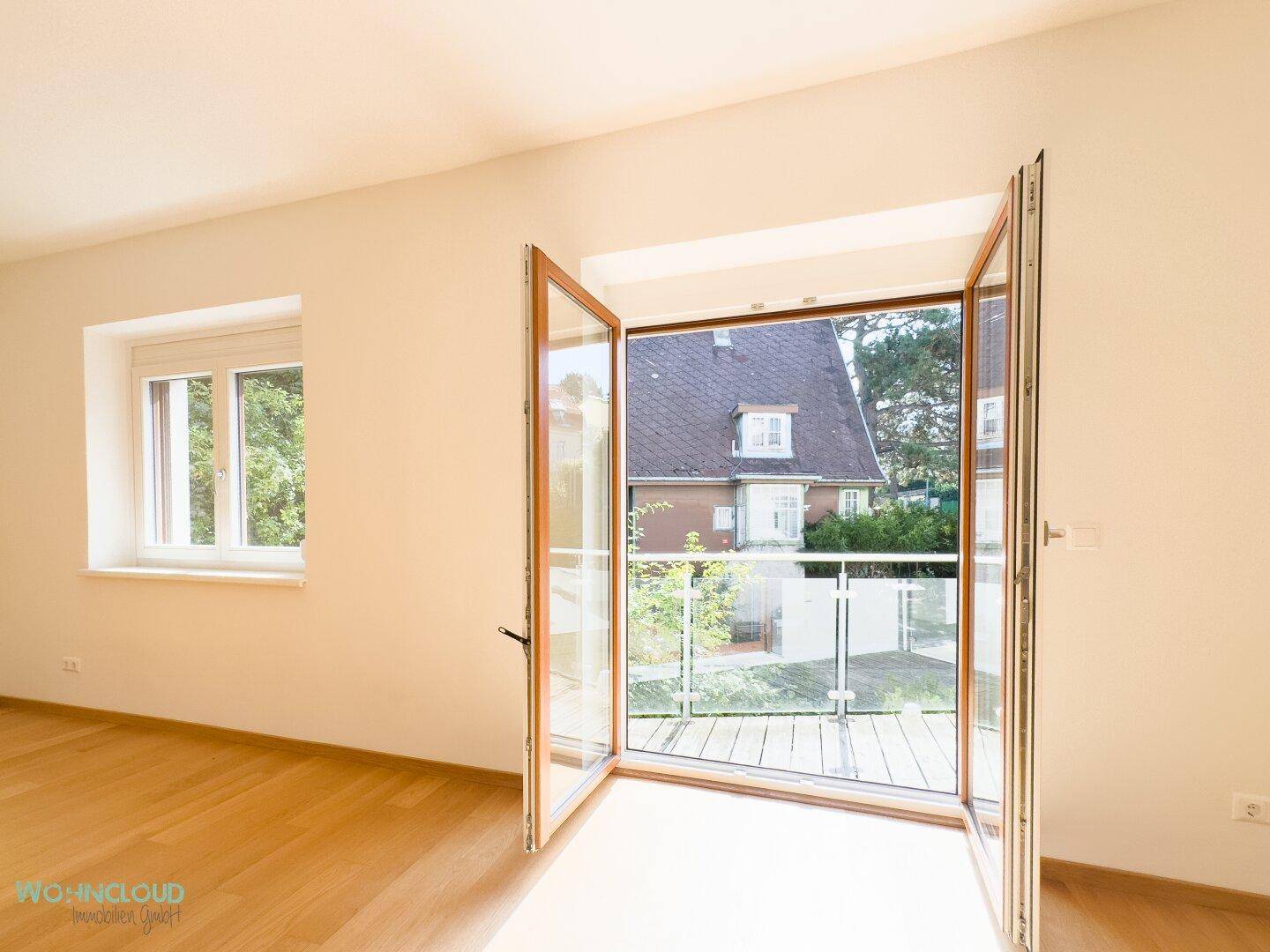 AUSGANG BALKON