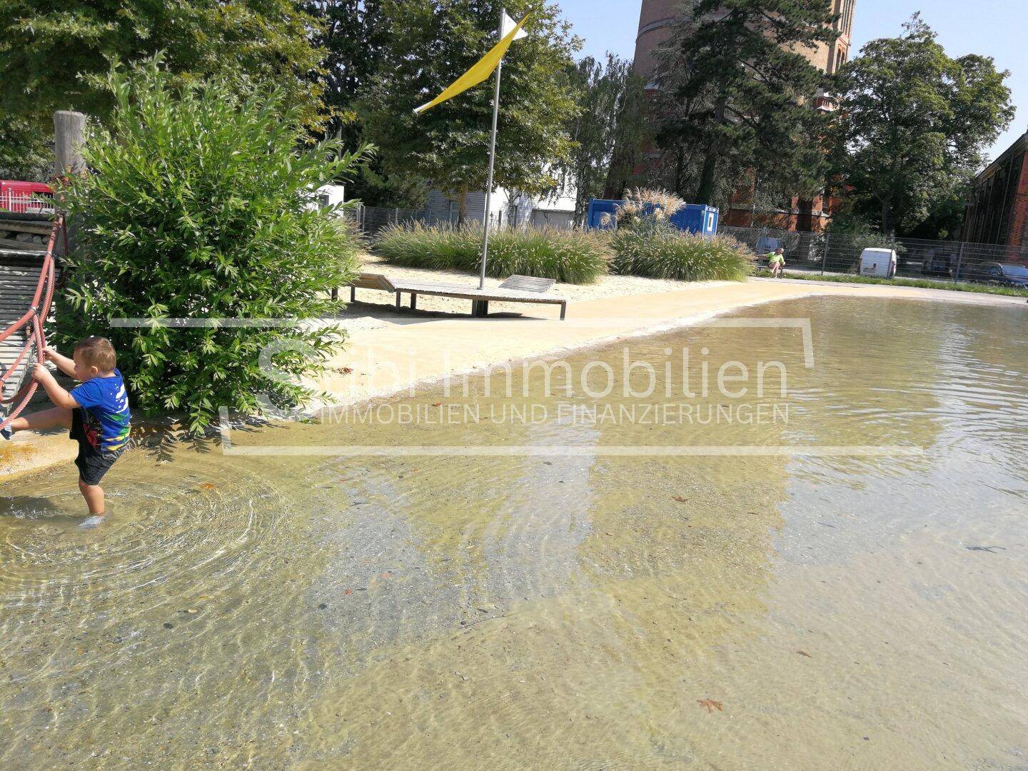 Spielplatz 5 min. endfernt von Wohnung