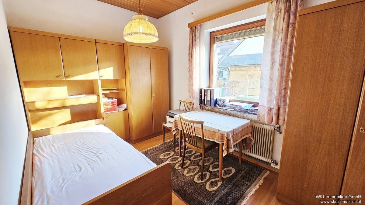 Gästezimmer Büro EG