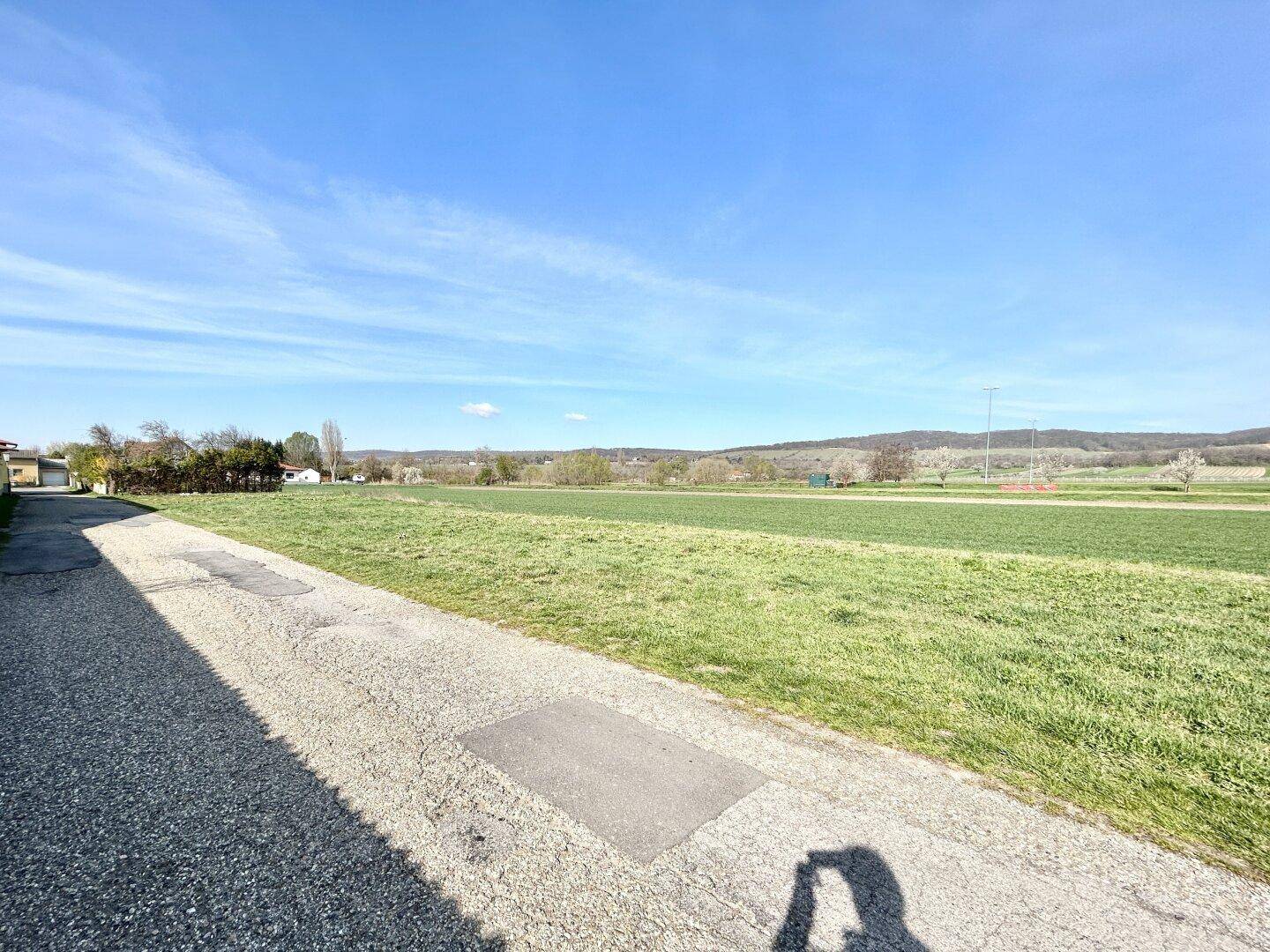 Bauträgergrundstück in Winden am See mit Bebauungstudie - Ansicht 2