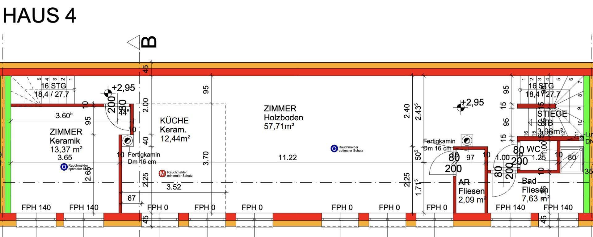 Grundriss des 1. Obergeschosses von Haus 4 mit Küche, Zimmern und Treppen.