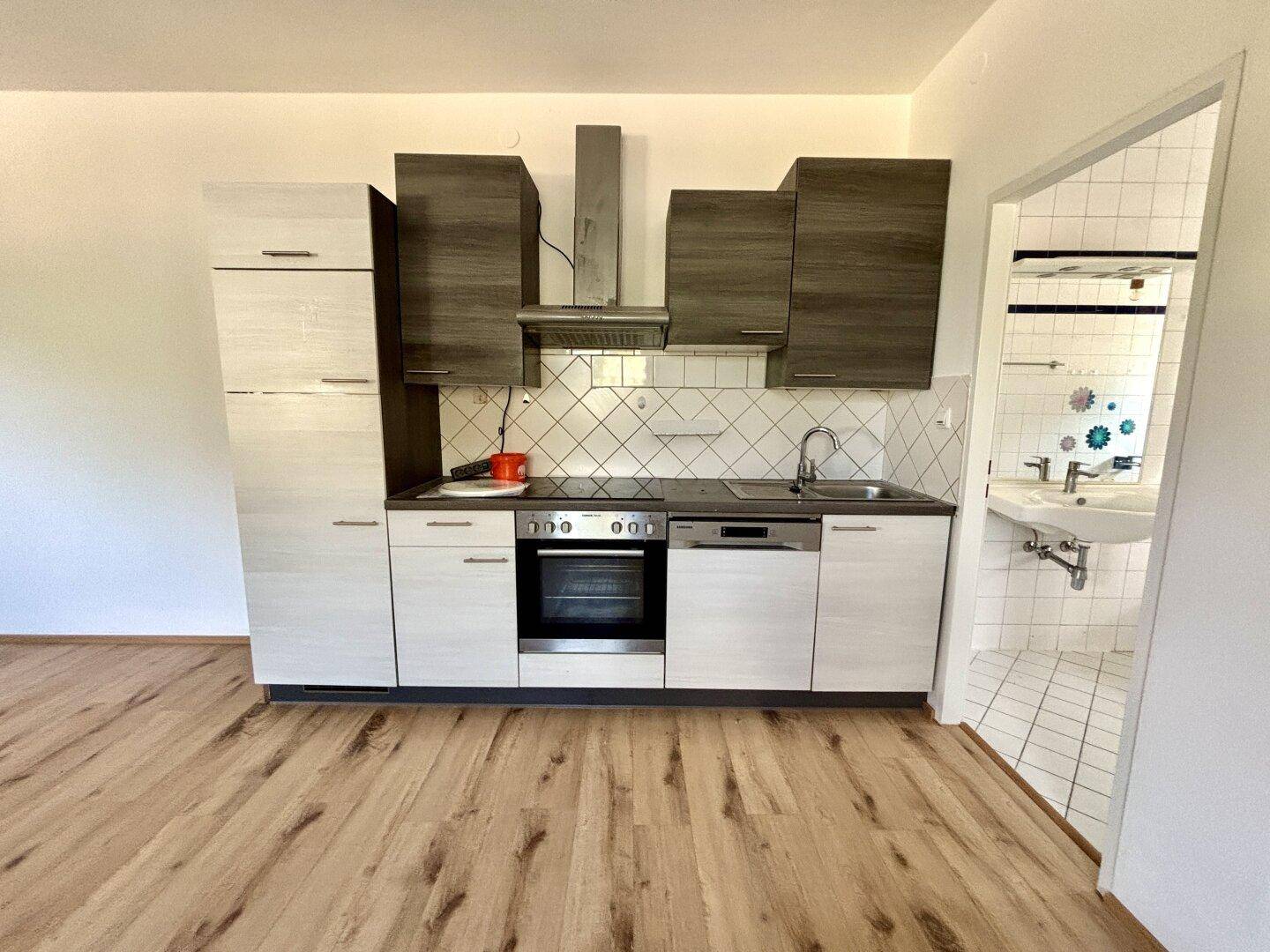 Komplett neu sanierte Wohnung mit Garten &amp; Carport in Parndorf – Erstbezug nach Sanierung - Ansicht 3