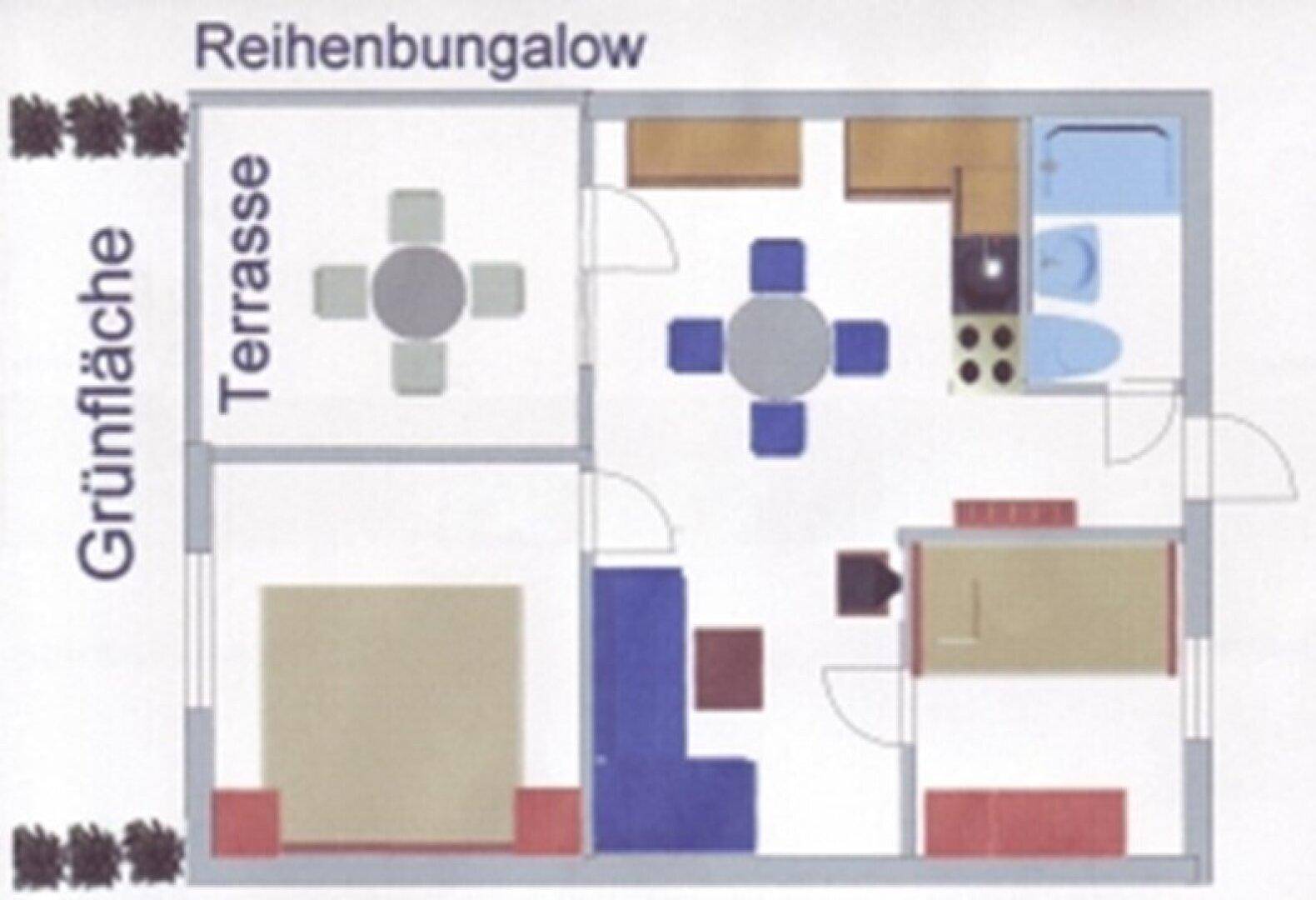 Grundriss eines Reihenbungalows mit Terrasse und angrenzender Grünfläche.