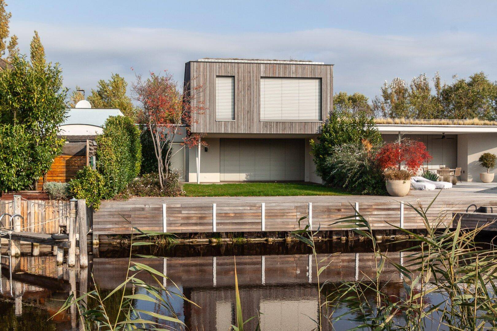 Haus direkt am Wasser im Segelhafen West - Widok 2