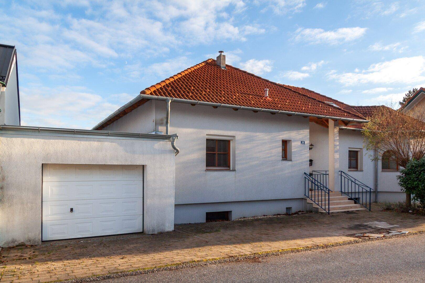 Familienfreundliches Wohnhaus am Ortsrand von Breitenbrunn - Widok 3