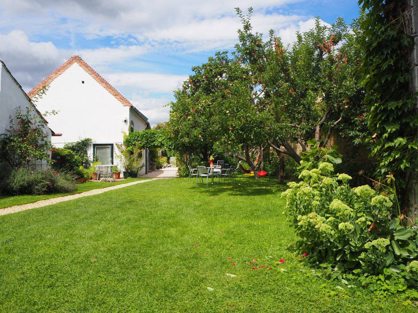 Traditioneller burgenländischer Streckhof mit Stadl in Weiden am See – pohled 5