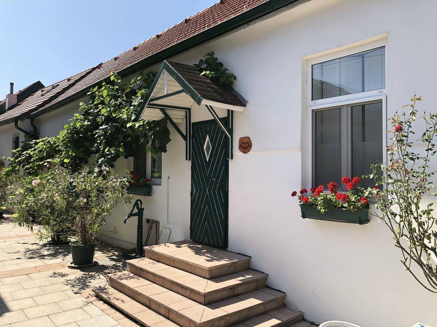 Traditioneller burgenländischer Streckhof mit Stadl in Weiden am See – pohled 4