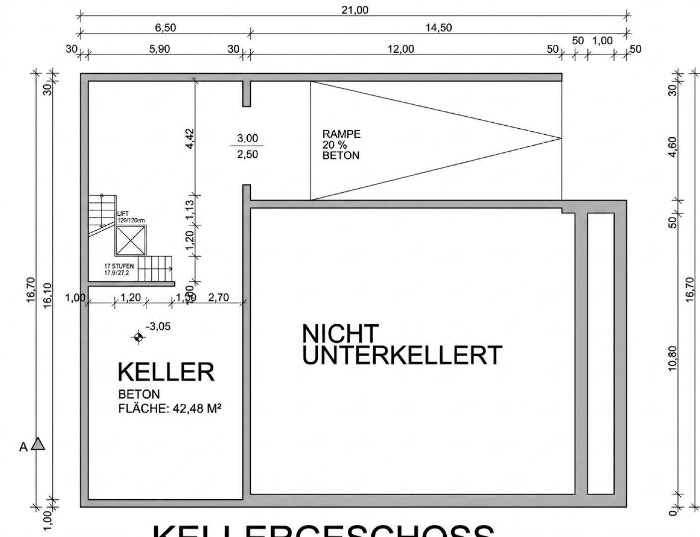 Grundriss des Kellergeschosses mit Lagerfläche, Aufzug und Rampe.