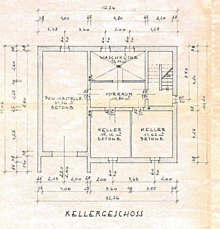 Grundriss des Kellergeschosses mit Waschküche, Vorraum und zwei Kellerräumen.