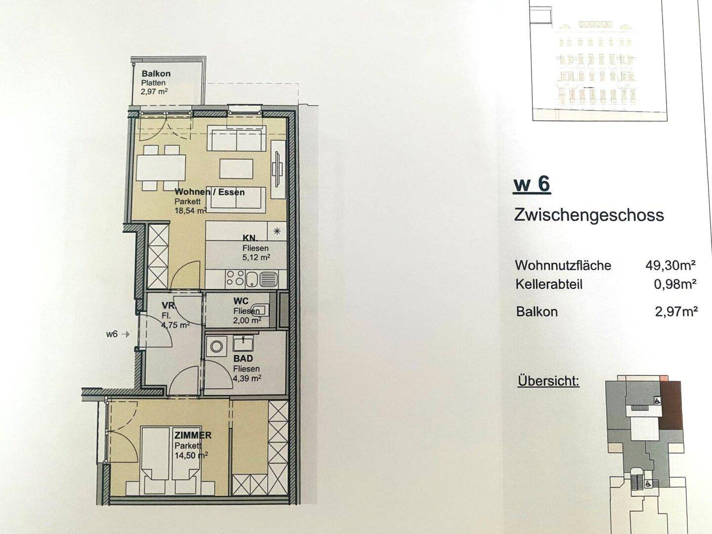 Grundriss der Wohnung mit Wohn-/Essbereich, Küche, Bad, WC, Schlafzimmer und Balkon.