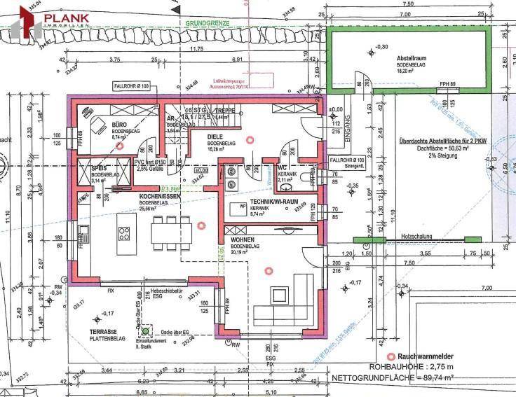 Grundriss des Erdgeschosses mit Wohnbereich, Küche, Büro und Terrasse.