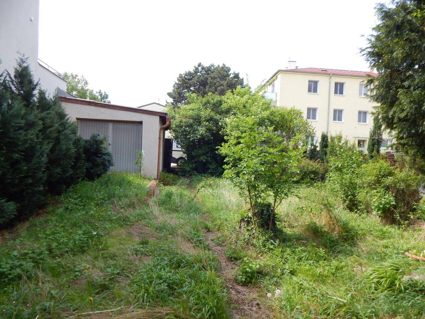 Traumhaftes Baugrundstück für Ihr Eigenheim in Brunn am Gebirge mit Baugenehmigung - Ansicht 2