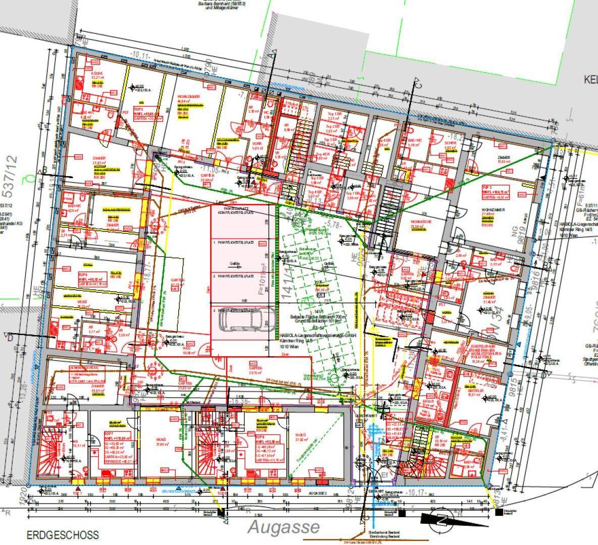Detaillierter Grundriss des Erdgeschosses mit verschiedenen Räumen und technischen Installationen.