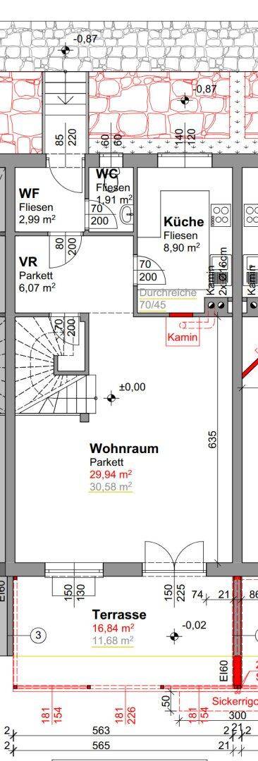 Grundriss des Erdgeschosses mit Wohnraum, Küche, WC und Terrasse.