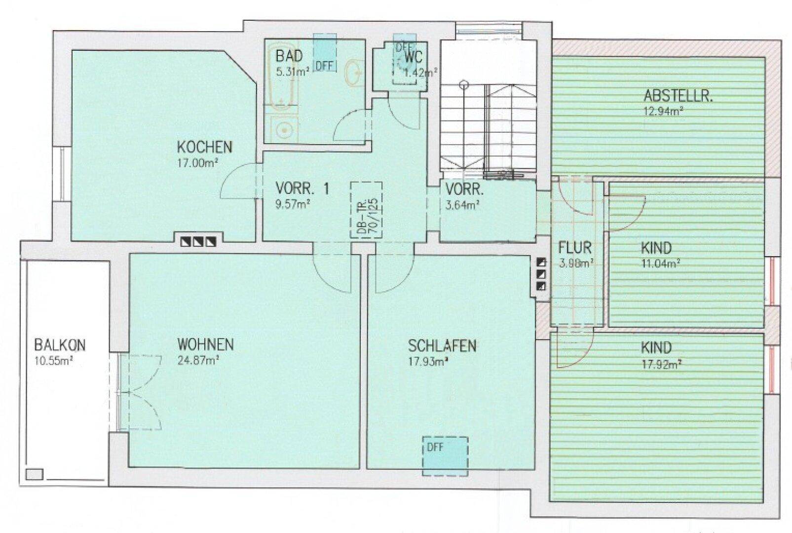 Grundriss des Obergeschosses mit Küche, Wohnzimmer, Schlafzimmer, Kinderzimmern und Balkon.