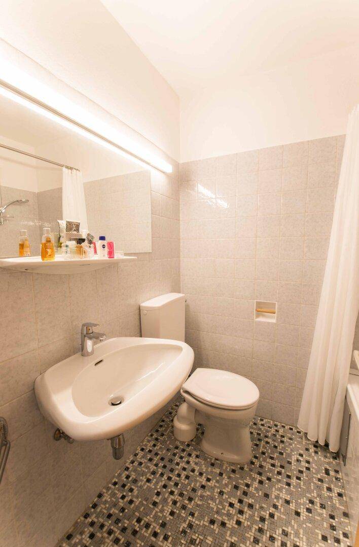 Architektenseeblickvilla“ mit separatem Appartement in Krumpendorf am