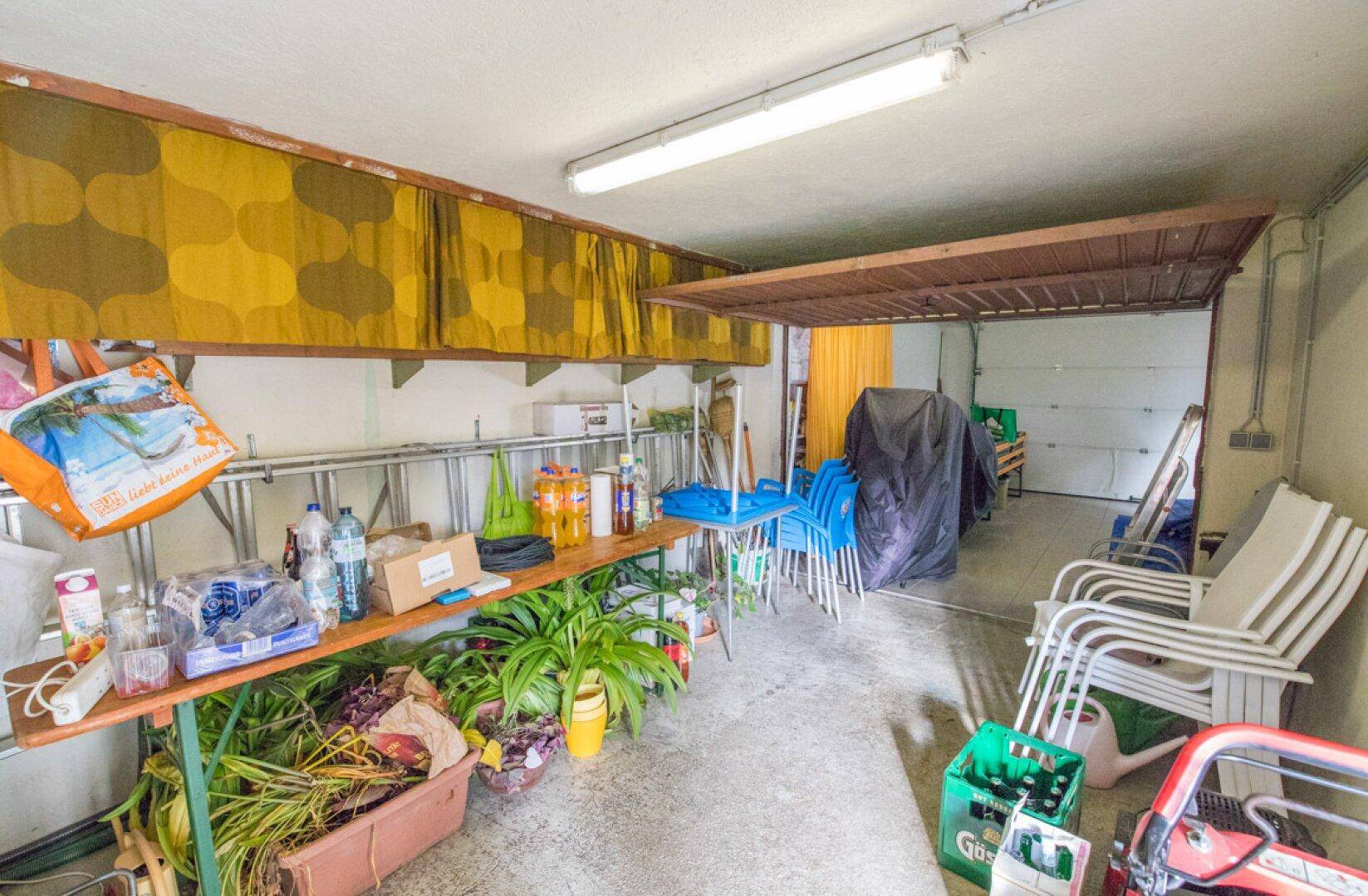 Grundriss des Erdgeschosses mit Küche, Schlafzimmer und Bauernstube.
