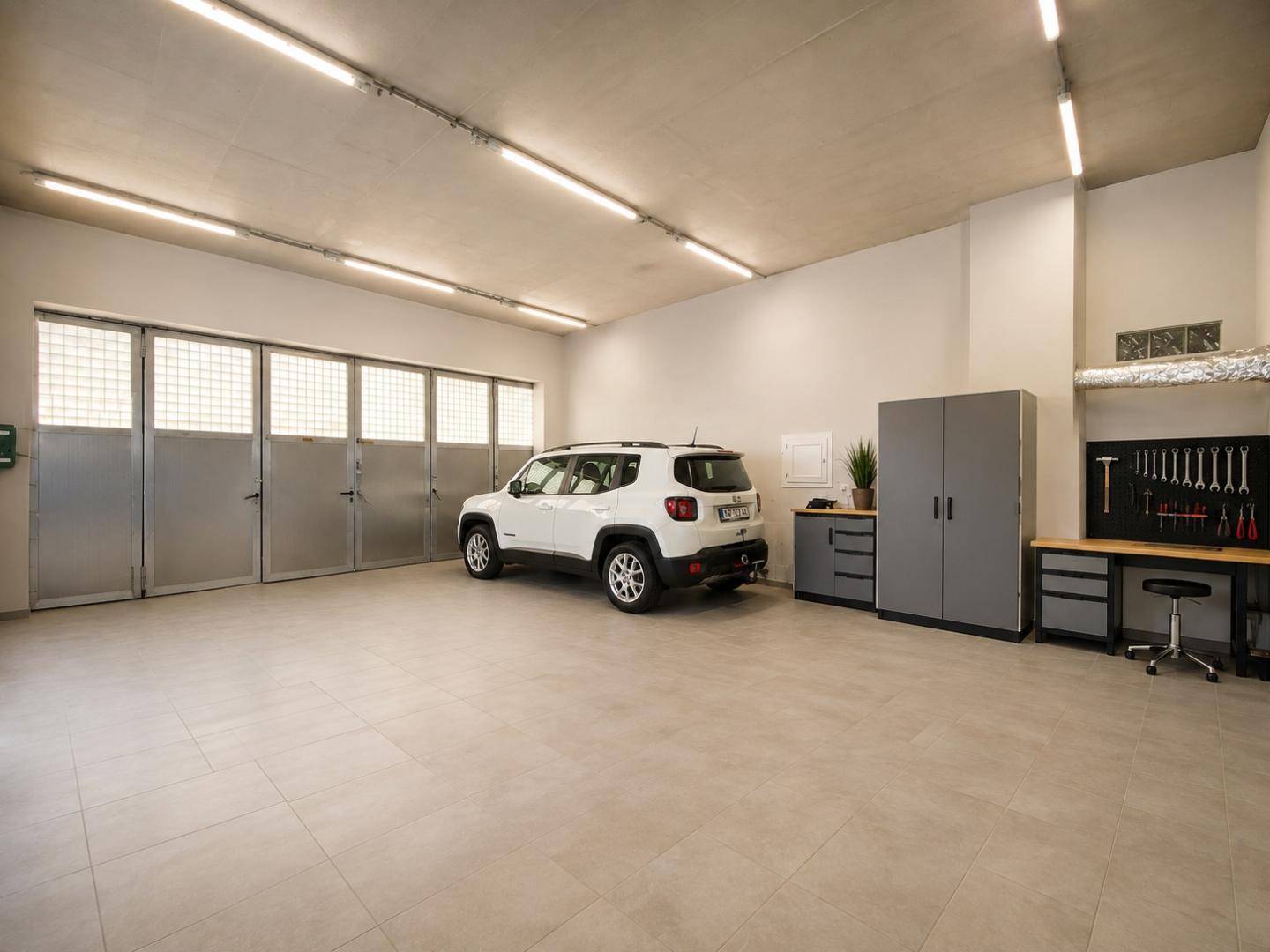 Garage 1