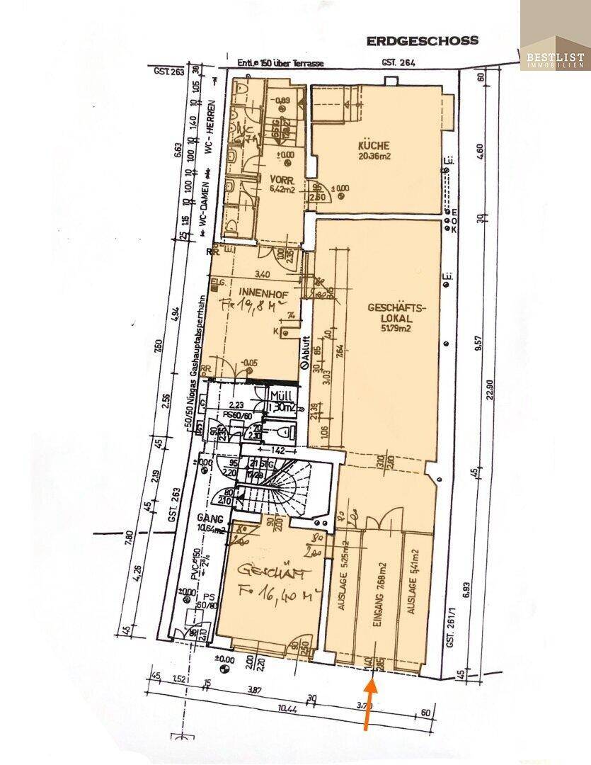 Grundriss des Erdgeschosses mit Geschäftslokal, Küche und Innenhof.