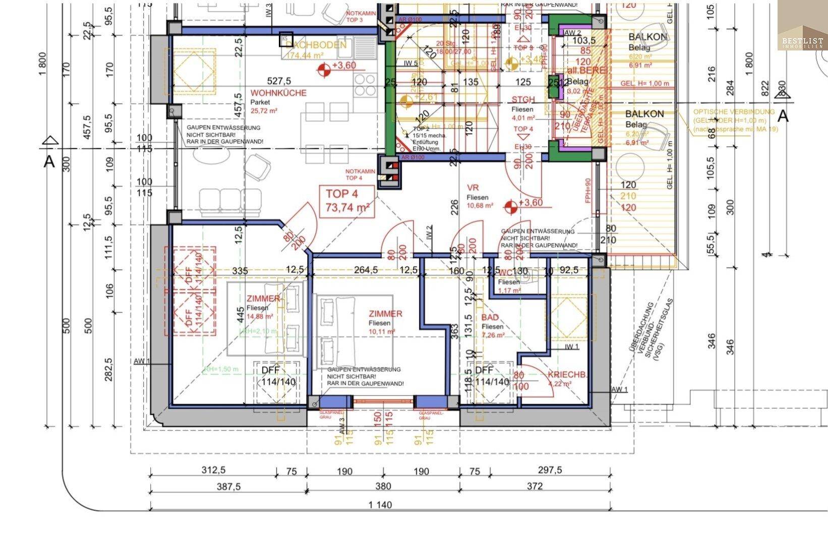 Detaillierter Grundriss der Wohnung mit zwei Balkonen und offenem Wohnbereich.