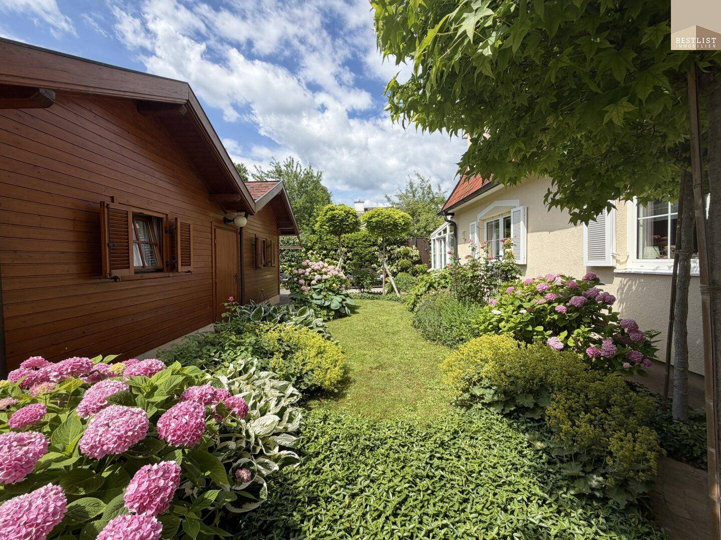 Sonnen und Schattenplätze im eigenen Garten? - Hier gibts das! – pohled 5