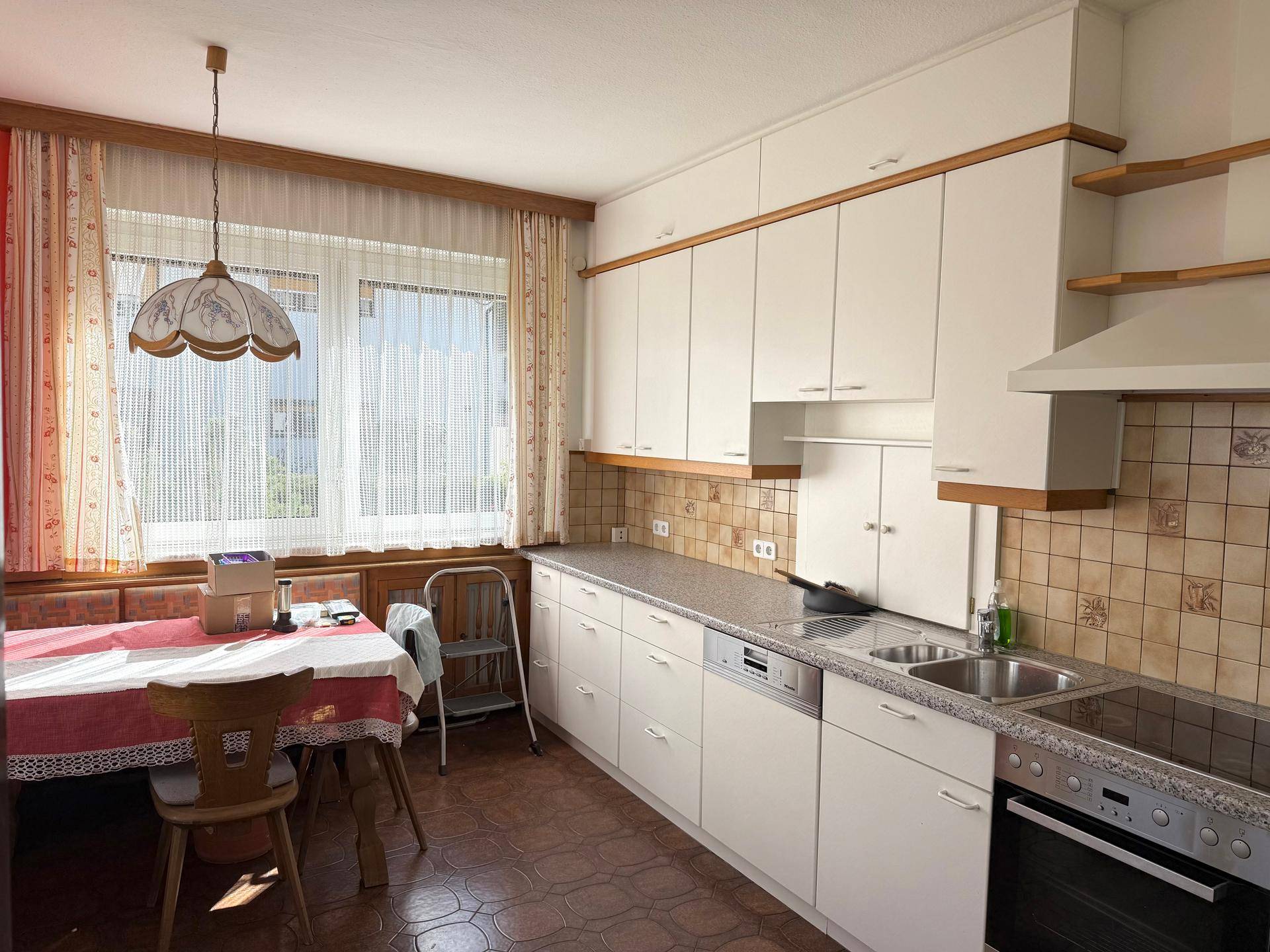 TOP Lage, mit reichlich Platz am Fuße des Kreuzbergls - Widok 4